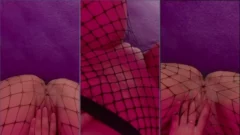 Diabela en un video casero divirtiéndose con sus sexys bragas y tocándose delicadamente