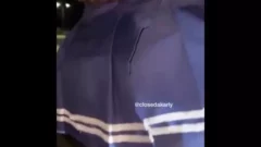 Karlyane Menezes, joven con look escolar haciendo diversas travesuras