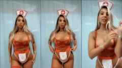 Natalia Garibotto luciendo un look de enfermera sexy