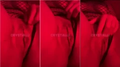 Crystalli fue grabada divirtiéndose sola en un video personal que circuló por internet
