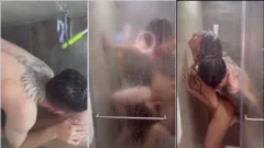¡Mana le da a su hermano pequeño una fila de una manera muy traviesa en el baño