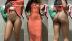 Flaquita caliente mostrándose guiñando un ojo y con su gran culo ahí arriba